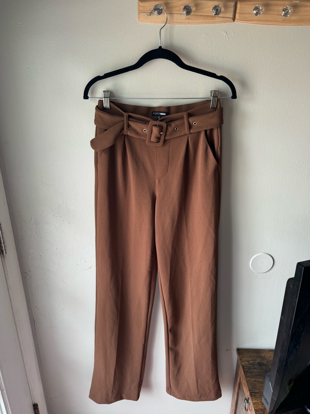 Fashion Nova Brown High Waisted Belted Wide Leg Trousers Pants Size Small